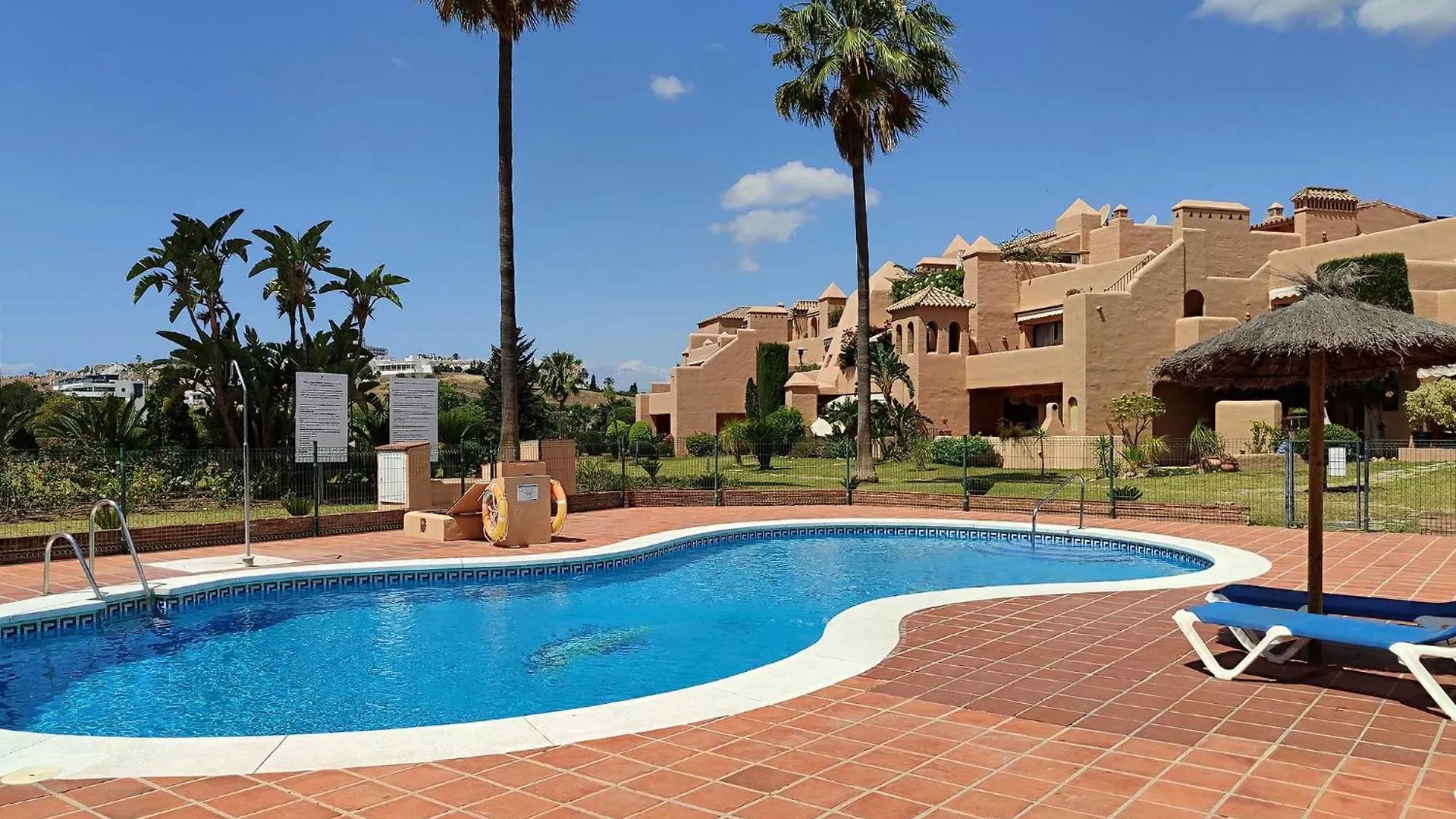 Cartuja Del Golf Apartment Estepona Spain