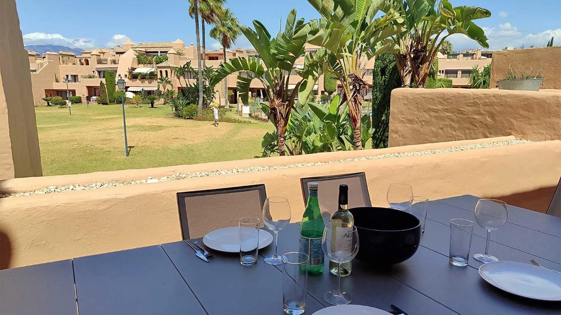 Cartuja Del Golf Apartment Estepona